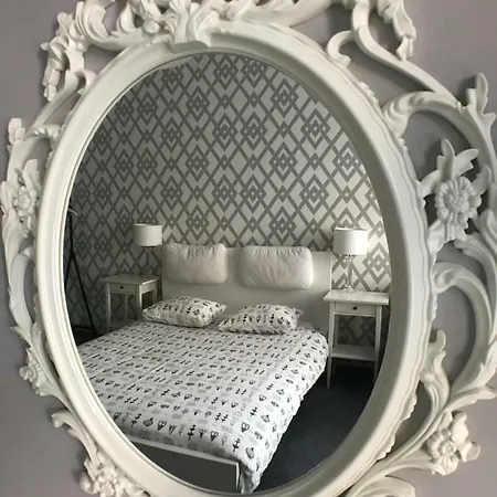 Rynek Ratusz - Self Check-in - Vat Invoice - View On The Market Sqr