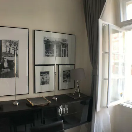 Rynek Ratusz - Self Check-In - Vat Invoice - View On The Market Sqr Apartment